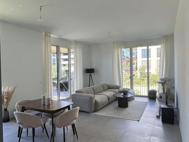 3.5 Zimmer, 75 m², 1. Stock