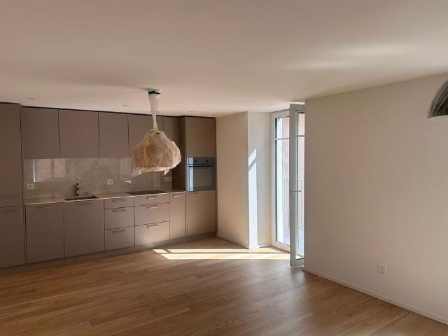 3.5 Zimmer, 75 m², 2. Stock
