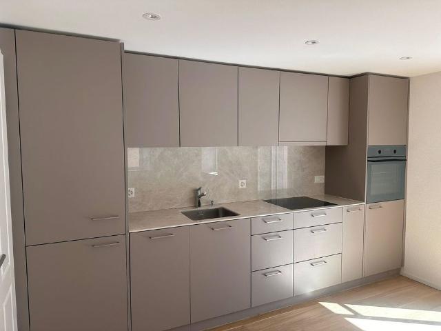 3.5 Zimmer, 75 m², 2. Stock