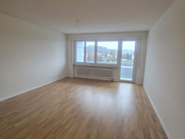 3.5 Zimmer, 75 m², 2. Stock