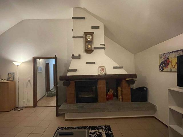 3.5 Zimmer, 75 m², 2. Stock