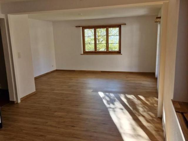 3.5 Zimmer, 75 m², EG