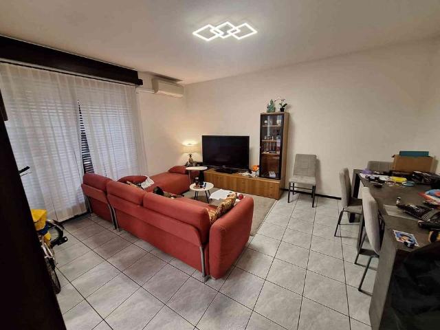 3.5 Zimmer, 75 m², EG