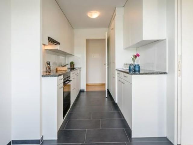 3.5 Zimmer, 76 m², 1. Stock
