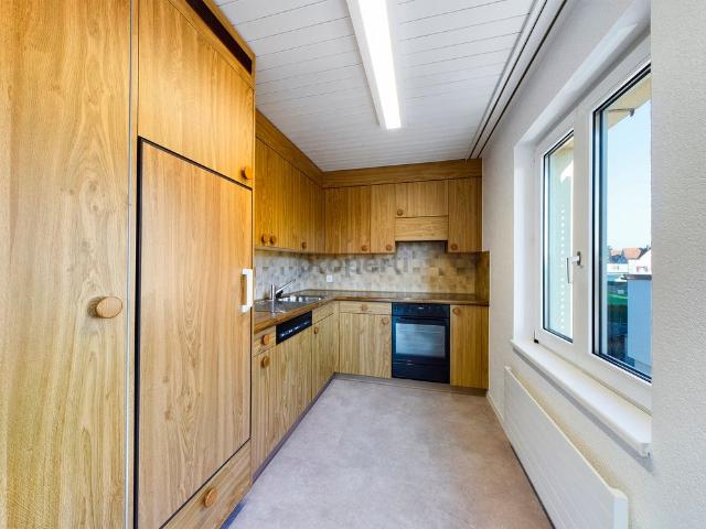 3.5 Zimmer, 76 m², 1. Stock