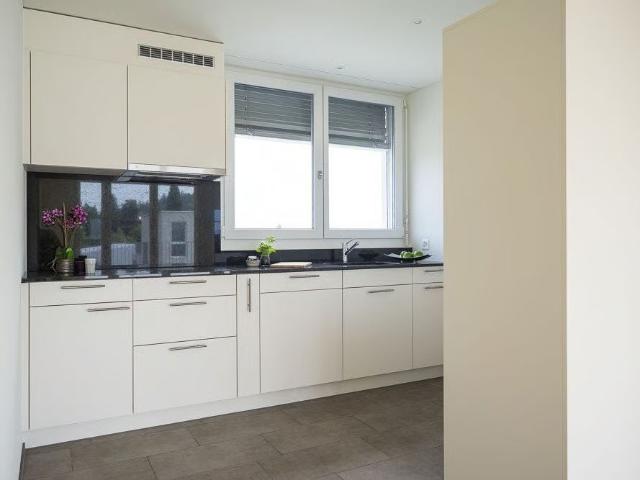3.5 Zimmer, 76 m², 2. Stock
