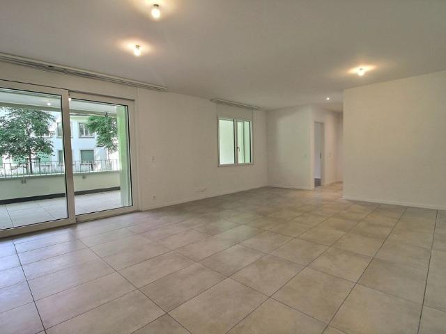 3.5 Zimmer, 76 m², EG