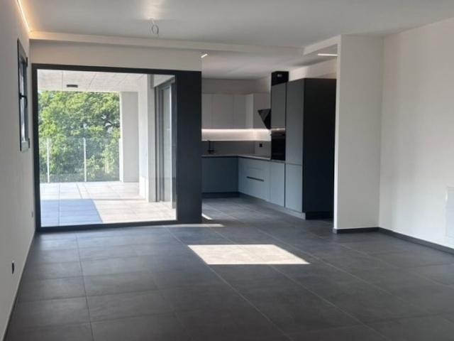3.5 Zimmer, 77 m², 3. Stock