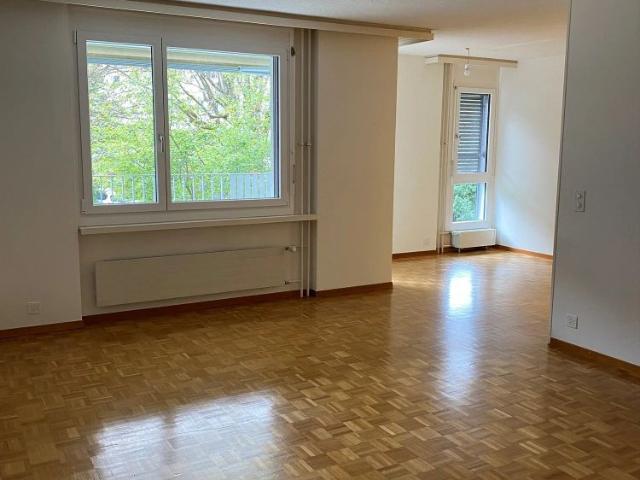 3.5 Zimmer, 77 m², 1. Stock