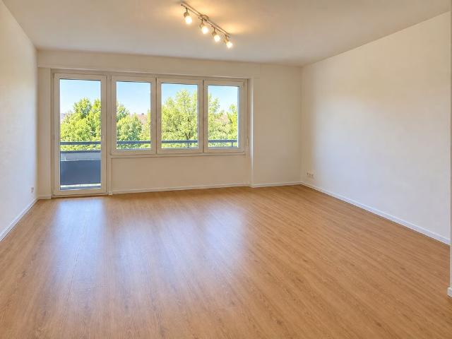 3.5 Zimmer, 77 m², 1. Stock