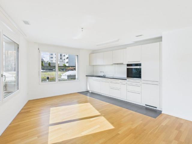 3.5 Zimmer, 77 m², 1. Stock