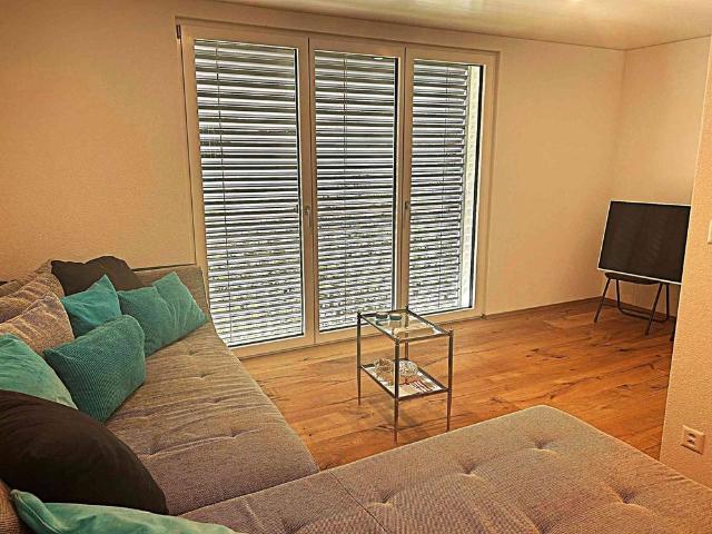 3.5 Zimmer, 77 m², 1. Stock