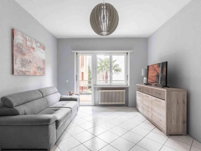 3.5 Zimmer, 77 m², 1. Stock