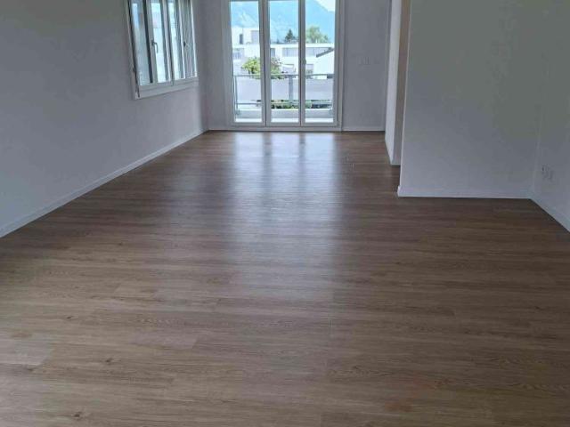 3.5 Zimmer, 77 m², 2. Stock