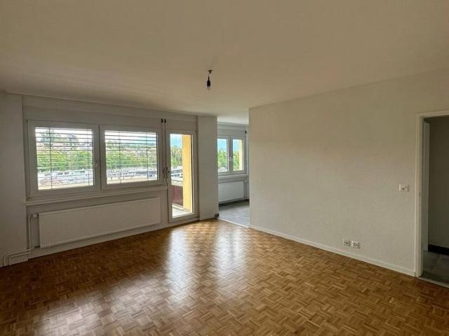 3.5 Zimmer, 77 m², 2. Stock
