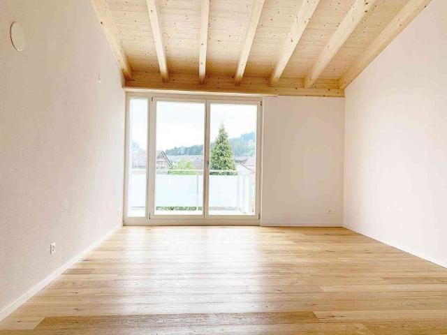3.5 Zimmer, 77 m², 2. Stock