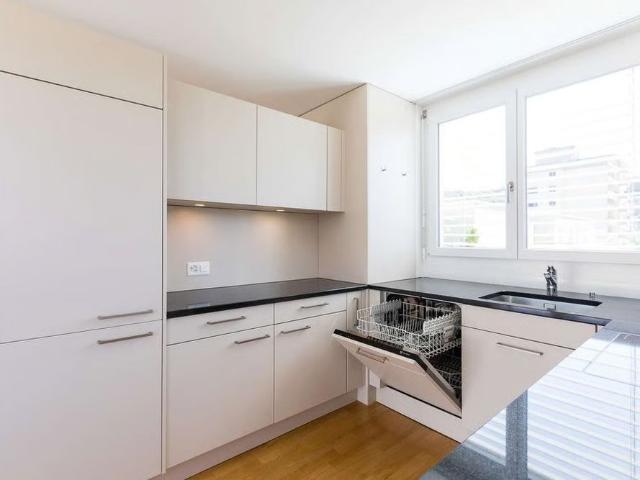 3.5 Zimmer, 77 m², 2. Stock