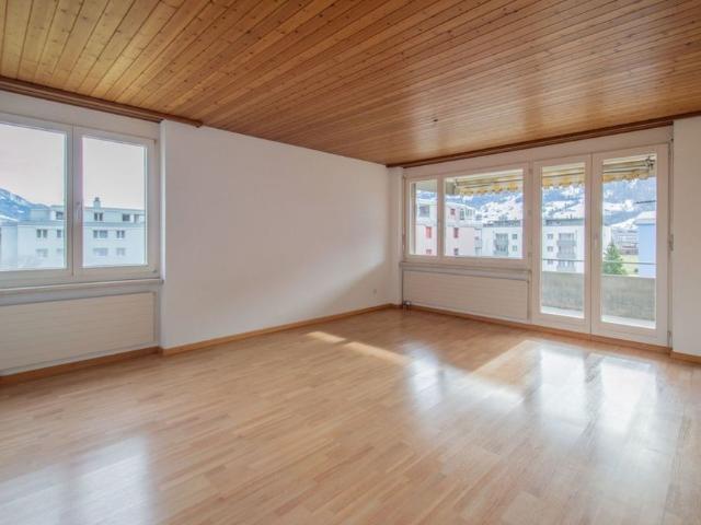 3.5 Zimmer, 77 m², 2. Stock