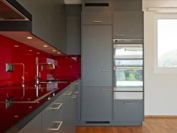 Alpnach, Obwalden - Balkon, Aufzug, Parkplatz