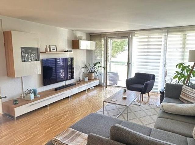 3.5 Zimmer, 77 m², EG