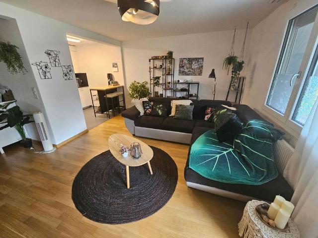 3.5 Zimmer, 70 m², 1. Stock