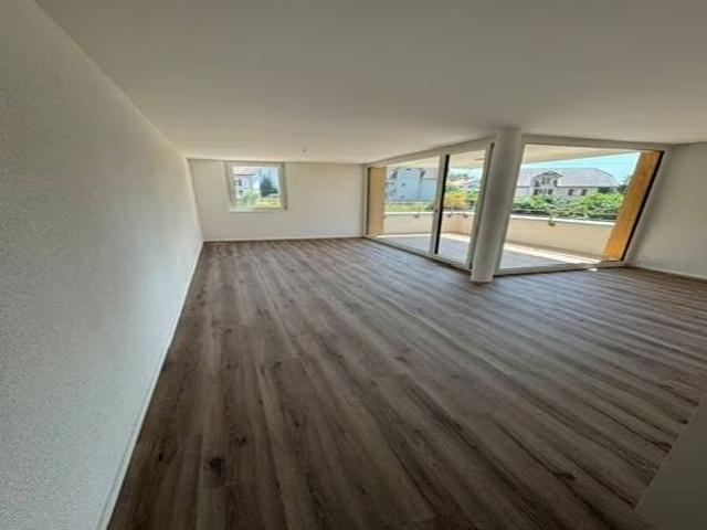 3.5 Zimmer, 70 m², 1. Stock