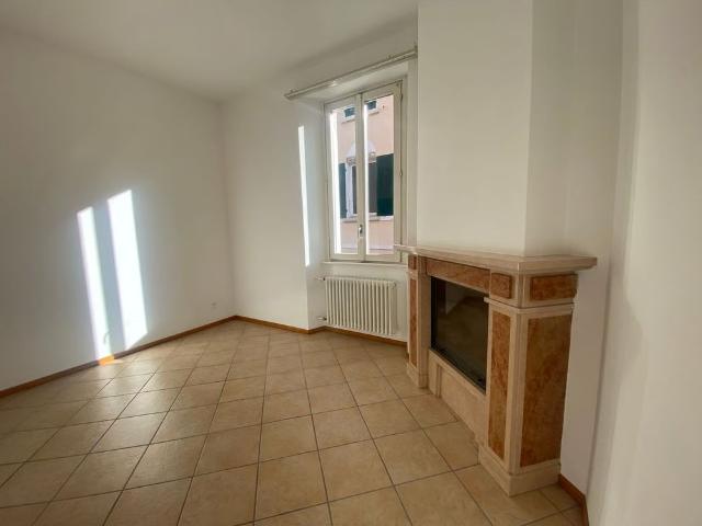 3.5 Zimmer, 70 m², 1. Stock