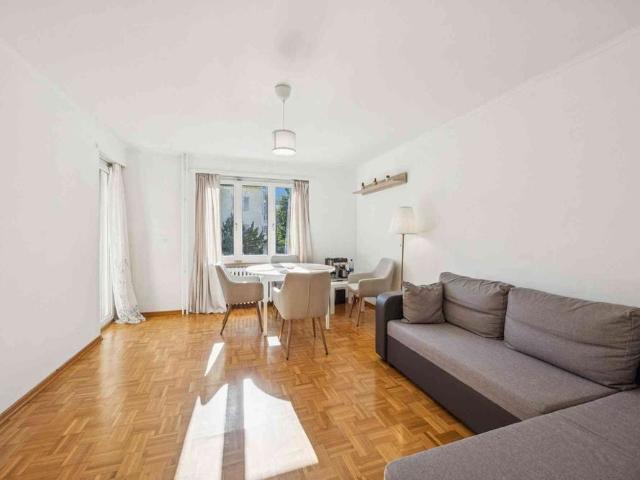 3.5 Zimmer, 70 m², 1. Stock