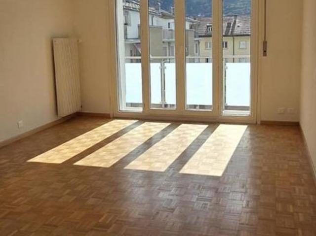 3.5 Zimmer, 70 m², 4. Stock