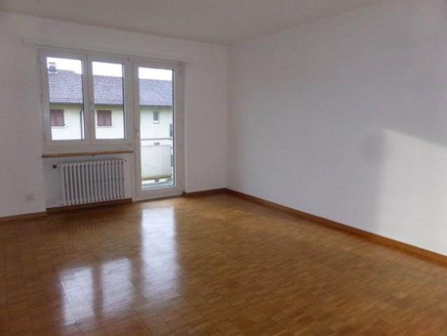 3.5 Zimmer, 72 m², EG