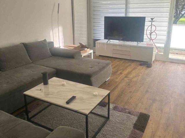 3.5 Zimmer, 72 m², EG