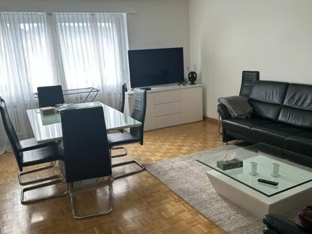 3.5 Zimmer, 72 m², EG