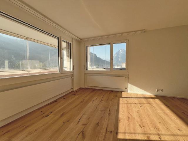 3.5 Zimmer, 84 m², 6. Stock