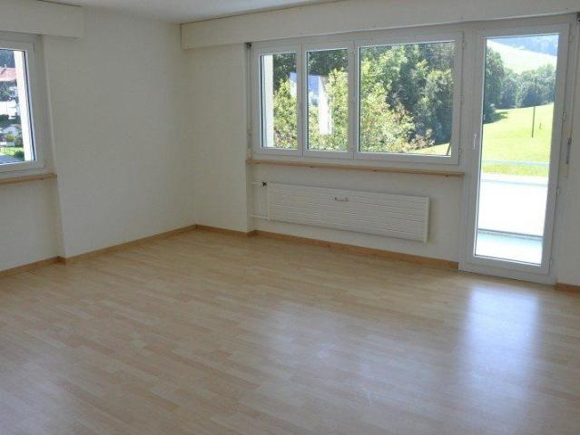 3.5 Zimmer, 85 m², 1. Stock