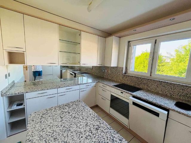 3.5 Zimmer, 85 m², 1. Stock