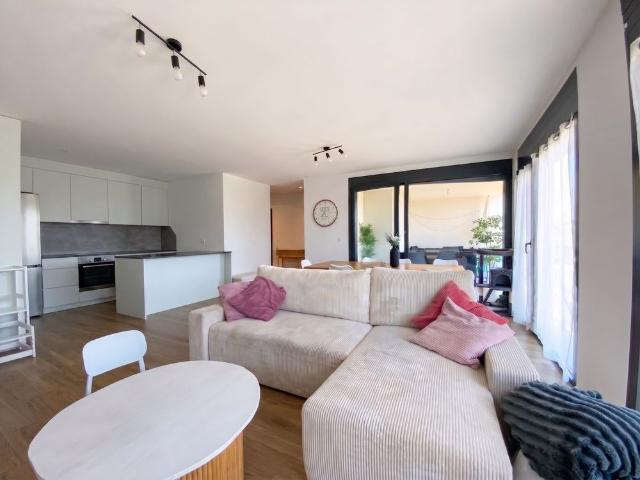 3.5 Zimmer, 85 m², 1. Stock