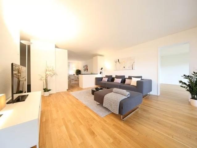 3.5 Zimmer, 85 m², 1. Stock
