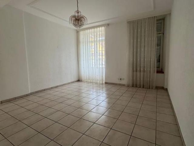 3.5 Zimmer, 85 m², 1. Stock