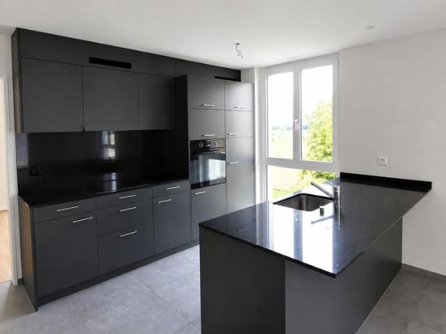 3.5 Zimmer, 85 m², 1. Stock