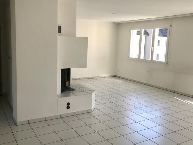3.5 Zimmer, 85 m², 2. Stock