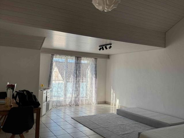 3.5 Zimmer, 85 m², 2. Stock