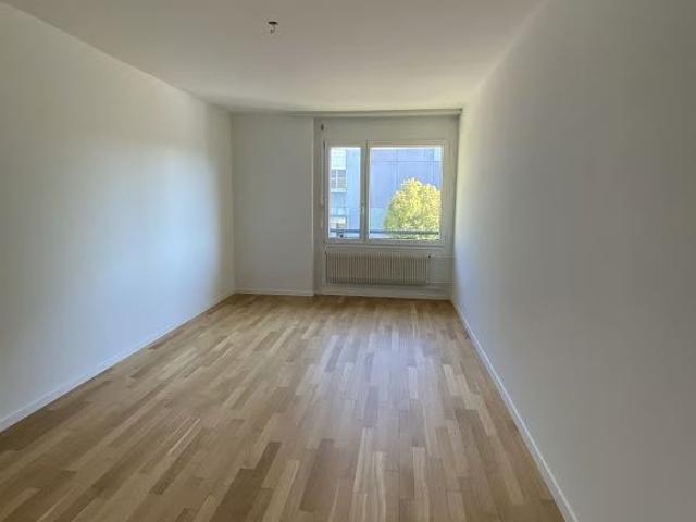 3.5 Zimmer, 85 m², 2. Stock