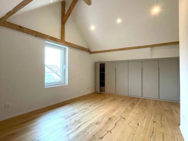 3.5 Zimmer, 85 m², 2. Stock