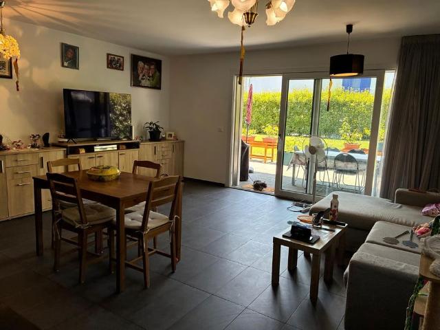 3.5 Zimmer, 85 m², EG