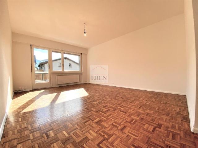 3.5 Zimmer, 87 m², 1. Stock
