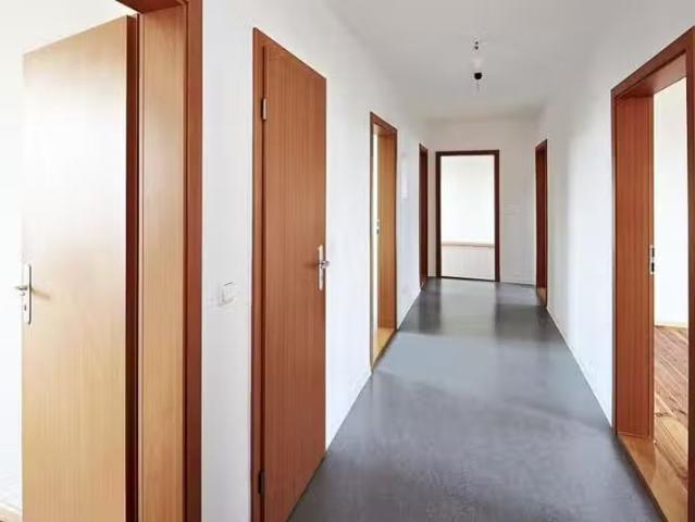 3,5 Zimmer 87 m² 486 € Kaltmiete Wohnungen in Lauta