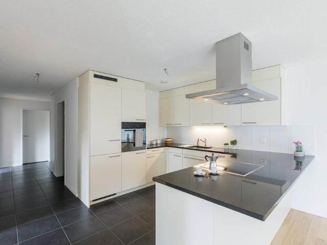3.5 Zimmer, 87 m², EG