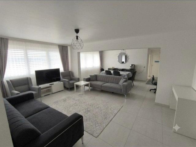 3.5 Zimmer, 88 m², 8. Stock