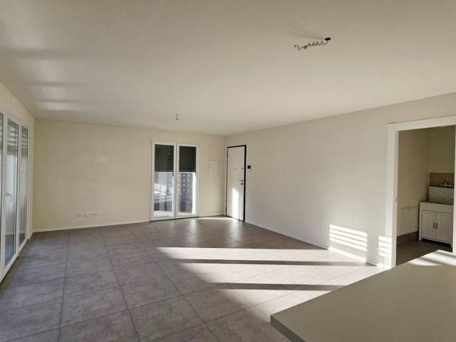 3.5 Zimmer, 88 m², EG