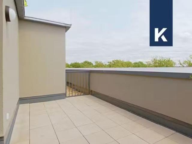 3,5 Zimmer 89 m² 1.510 € Kaltmiete Wohnungen in Düsseldorf
